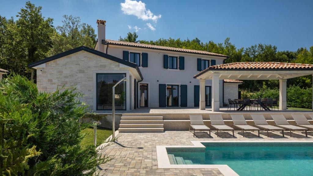 Vranje Selo Villa | Luxury villa Edoardo with pool in Visinada