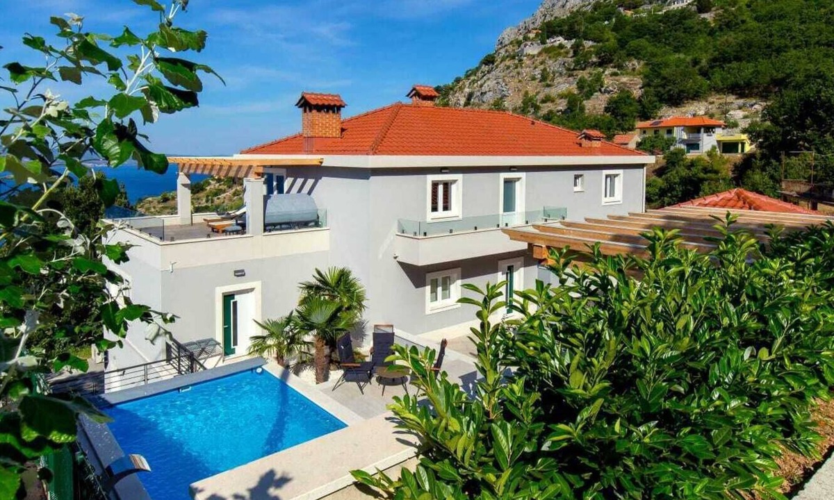 Lokva Rogoznica Villa | Luxury villa in peaceful village Lokva Rogoznica with breathtaking view!