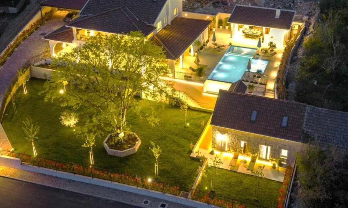Imotski Villa | Luxury villa Speranza with heated saltwater pool