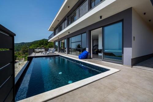 Poljane Villa | Luxury Villa The View in Opatija - for 12 people with incredible sea view & wellness