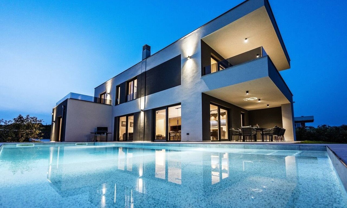 Premantura House | Luxury villa with a swimming pool Premantura, Medulin (K-26971)