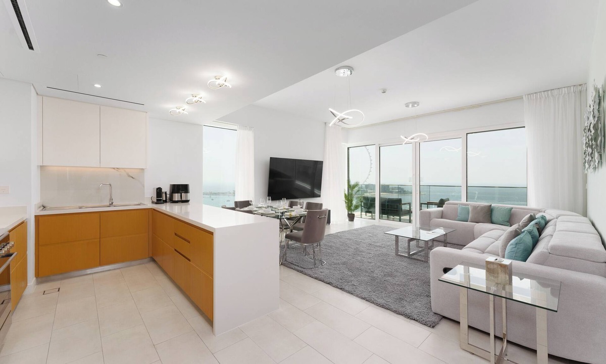 Jumeirah Beach Residence Apartment | Maison Privee - Seaside JBR Living w/Open Sea & Bluewaters Views
