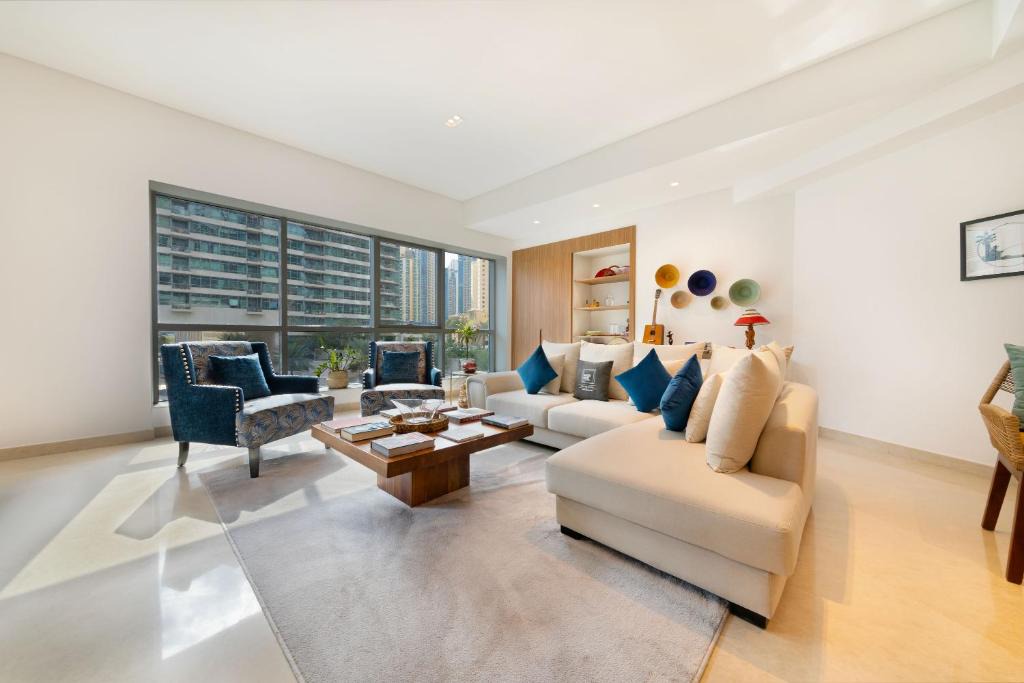 Jumeirah Beach Residence Villa | Maison Privee - Stunning 3-Floor Villa with Kids Room & Rooftop Terrace over Dubai Marina
