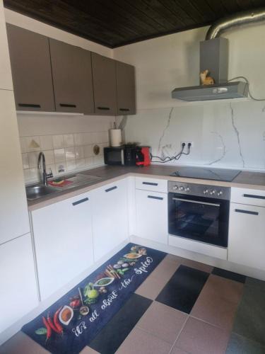 Sentilj v Slovenskih Goricah House | Mirna zelena dolina