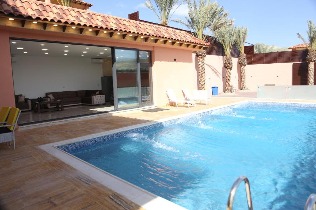 Suwailih Ski Chalet | Mobes Resort -منتجع موبص