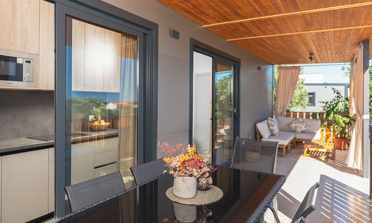 Pakostane Apartment | Mobile home Flora 2 (84021-A3) - Pakostane