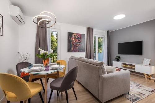 Sarsoni Apartment | Modern Apartment Di Più Free Secure Garage, Rijeka-Opatija Hub