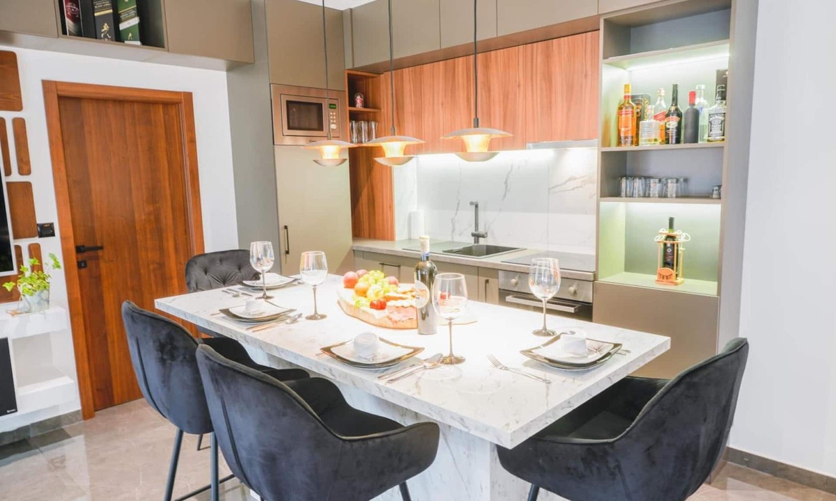 Drnis Apartment | Modern apartment with balcony in the center