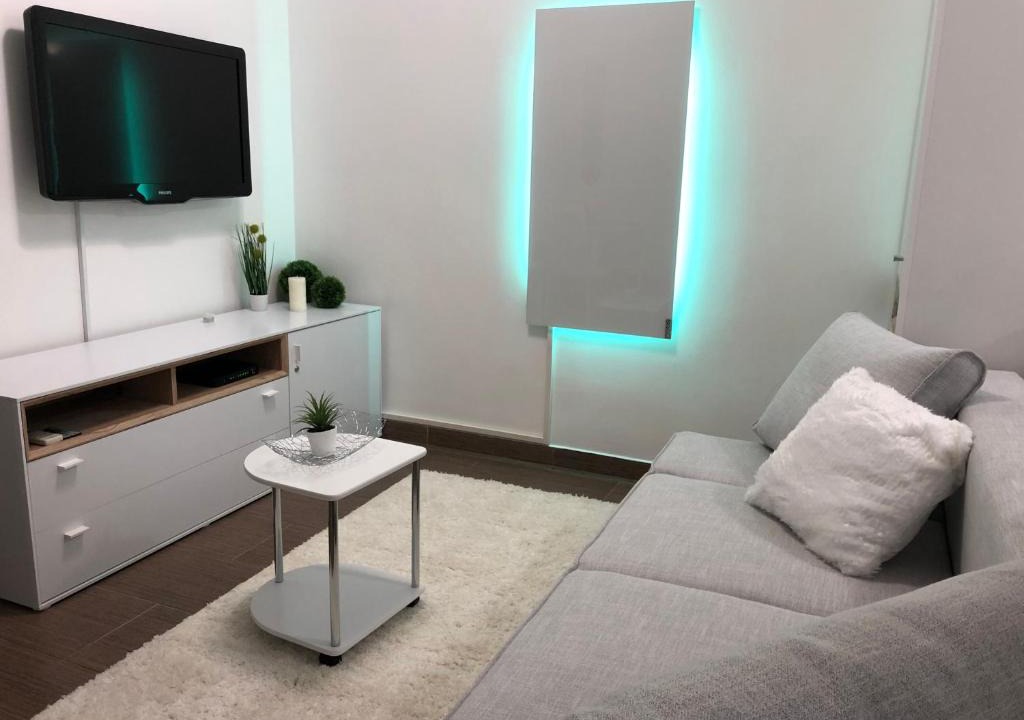 Ljubljana City Centre Apartment | Modern center studio under the castle II FREE PARKING