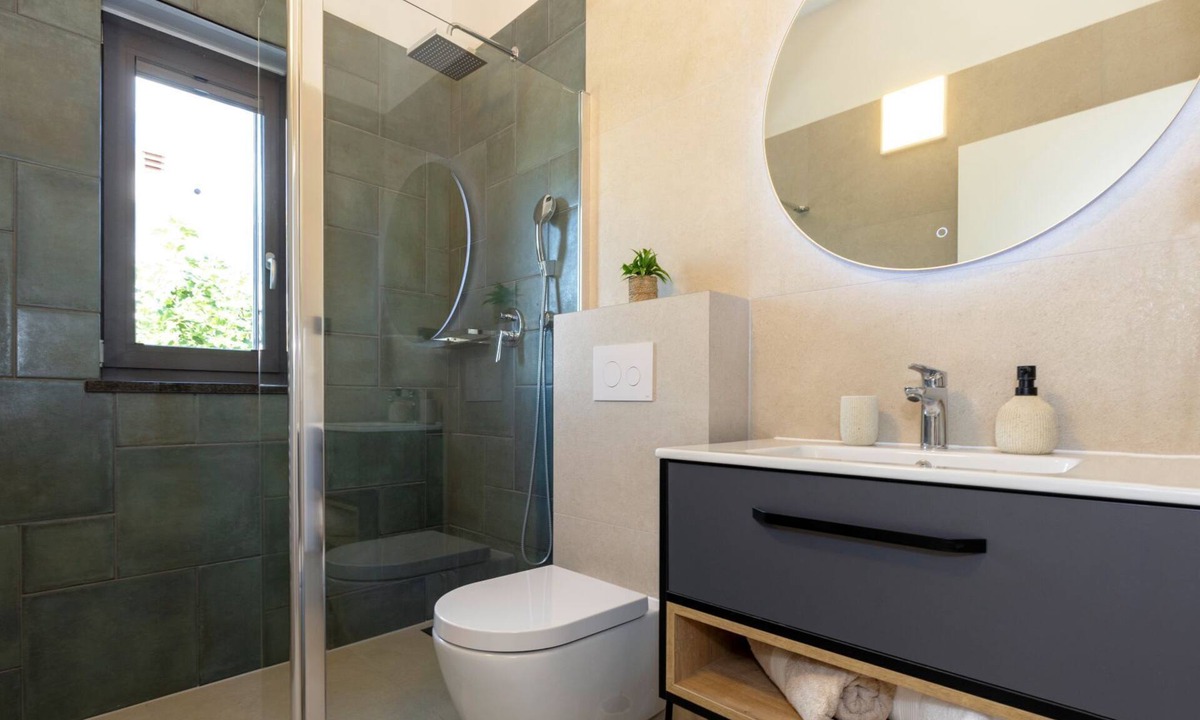 Tinjan House | Modern vacation home "Flores" with private pool & garden - in central Istria