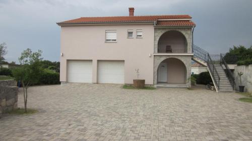 Skrbcici Apartment | Natasa apartments Krk