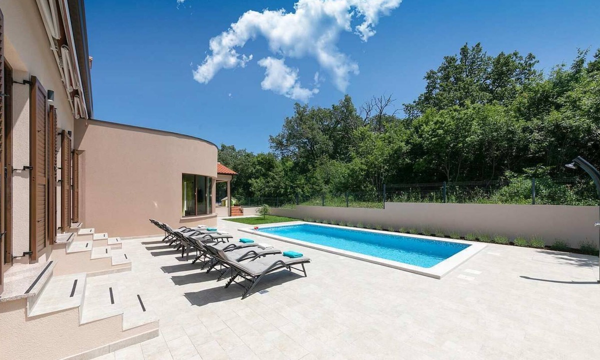 Kapelica Villa | Newly built villa only 5 km from the beautiful beaches in Rabac