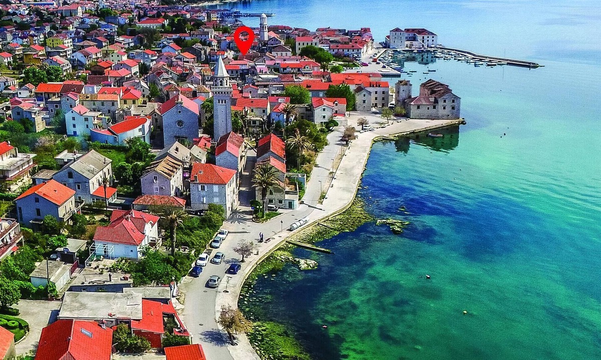 Kastel Stafilic Apartment | Nice apartment in Kastel Stafilic with WiFi