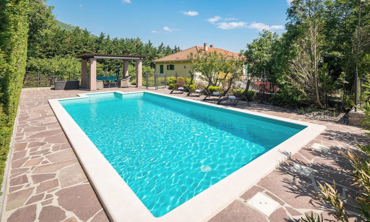 Buzet Apartment | Nice apartment in Buzet