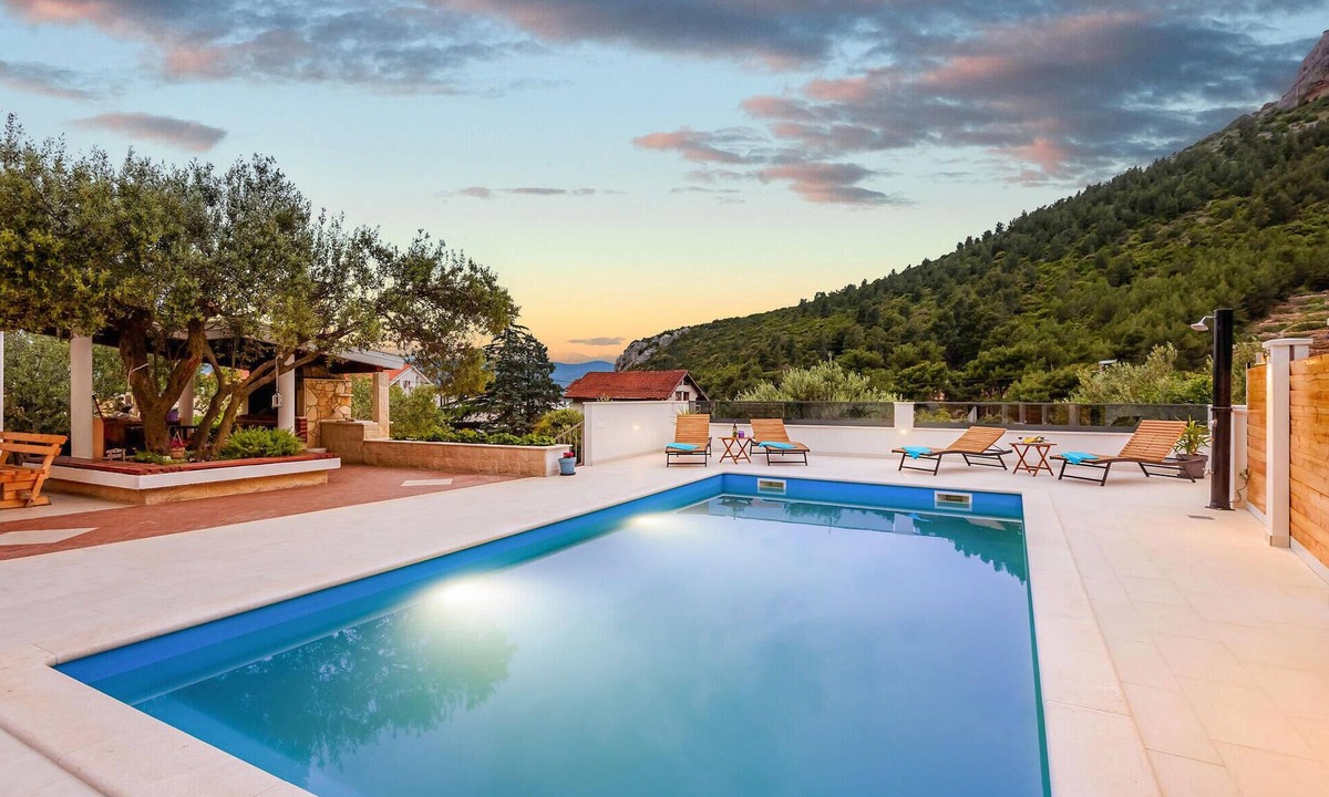 Klek Apartment | Nice apartment in Klek with WiFi