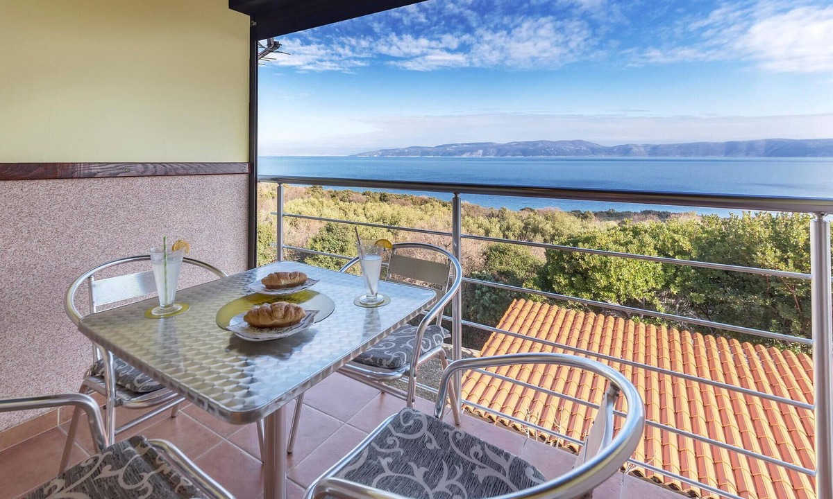 Ravni Apartment | Nice apartment in Labin with house sea view