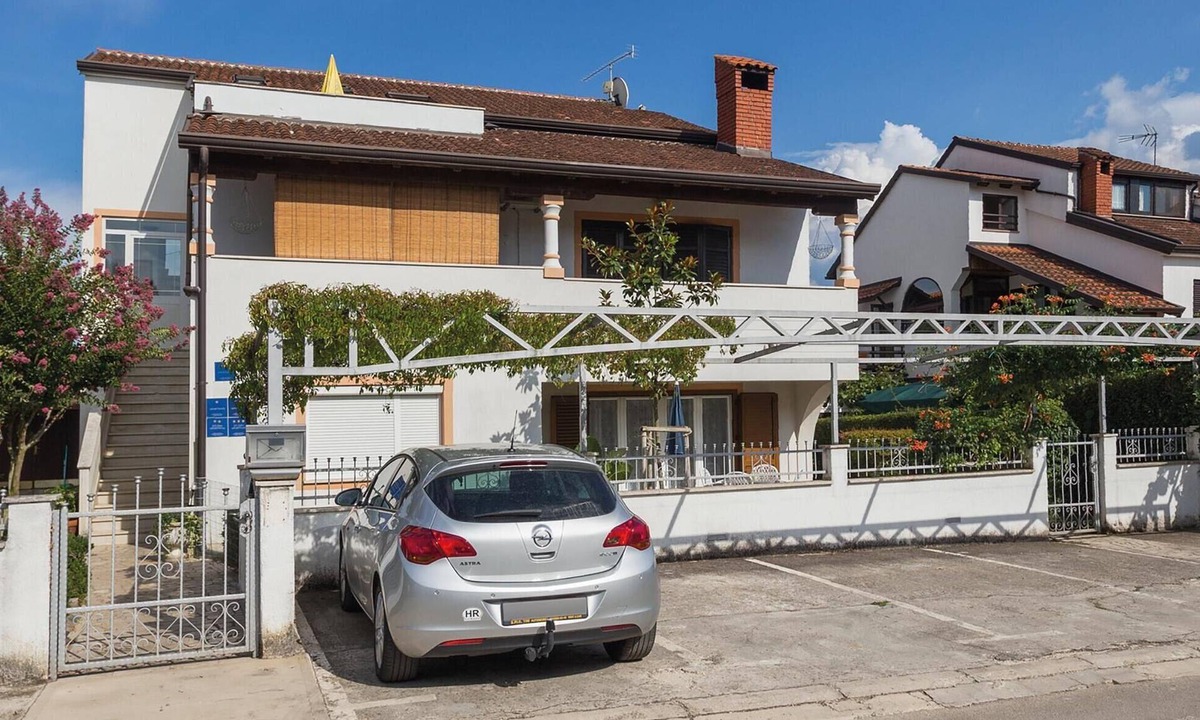 Porec Apartment | Nice apartment in Porec