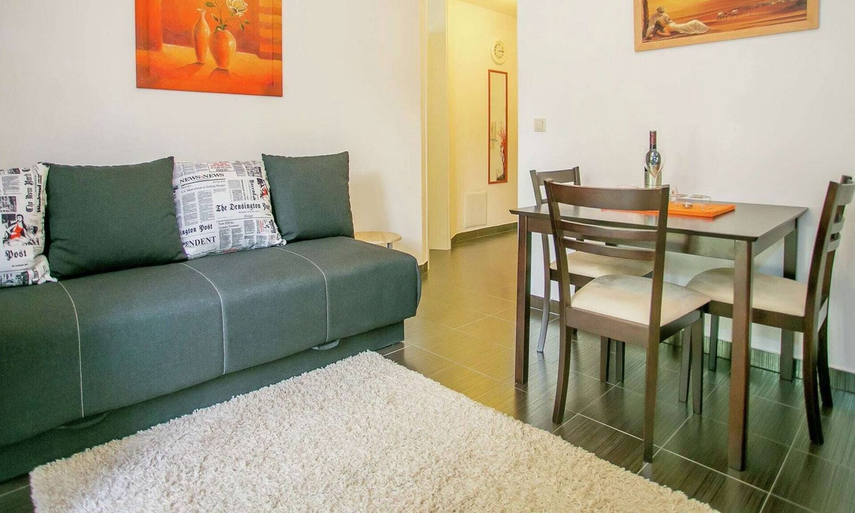 Cancini Other | Nice decorated one bedroom apartment with terrace 4 km from the sea