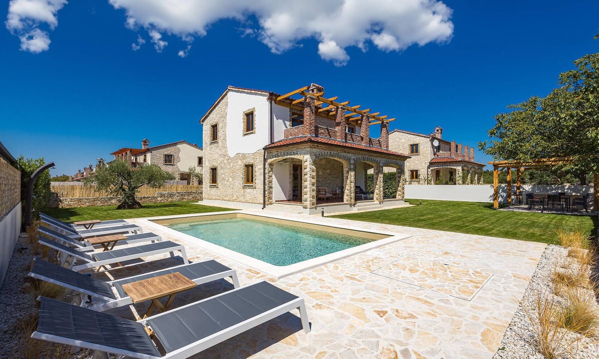 Cabrunici House | Nice home in Cabrunici