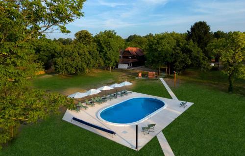 Sisak House | Nice Home In Gusce With Sauna