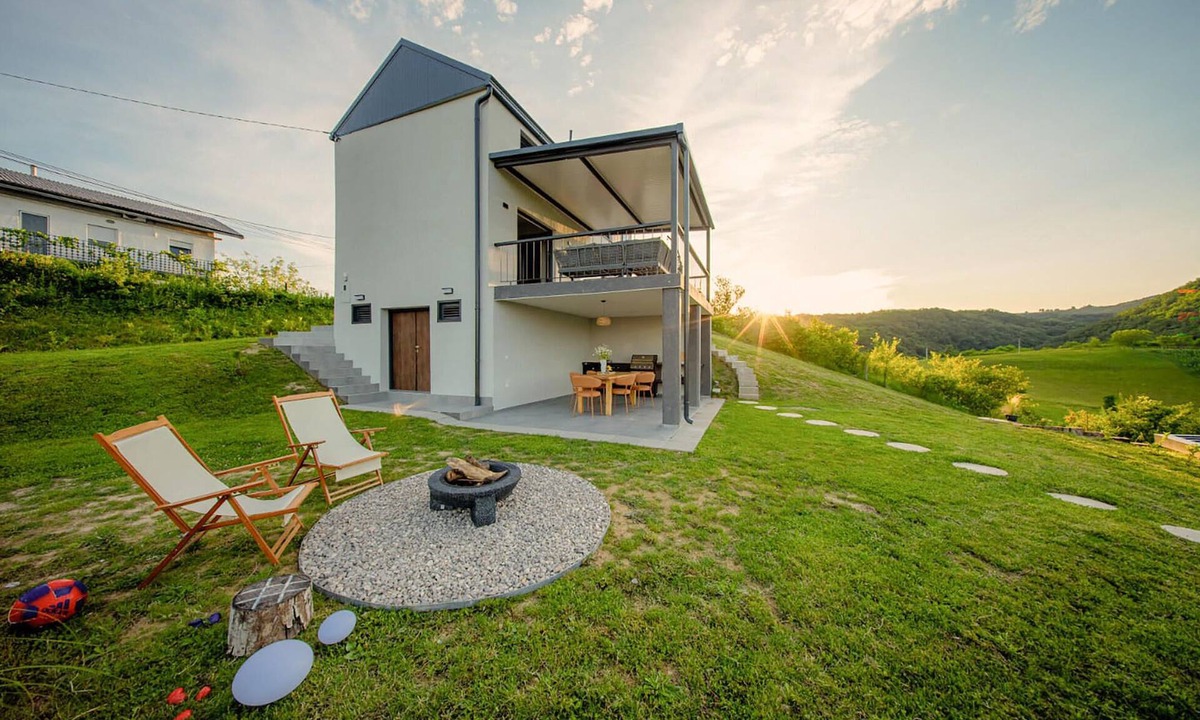 Krasic House | Nice home in Krasic with sauna