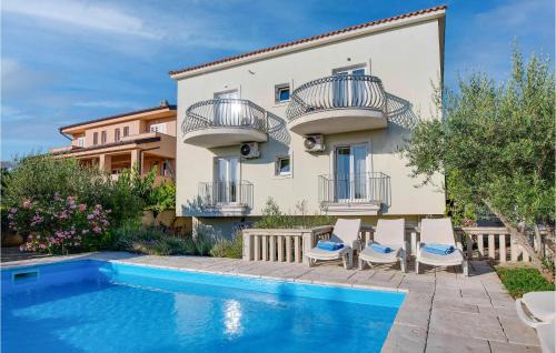 Milohnici House | Nice Home In Linardici
