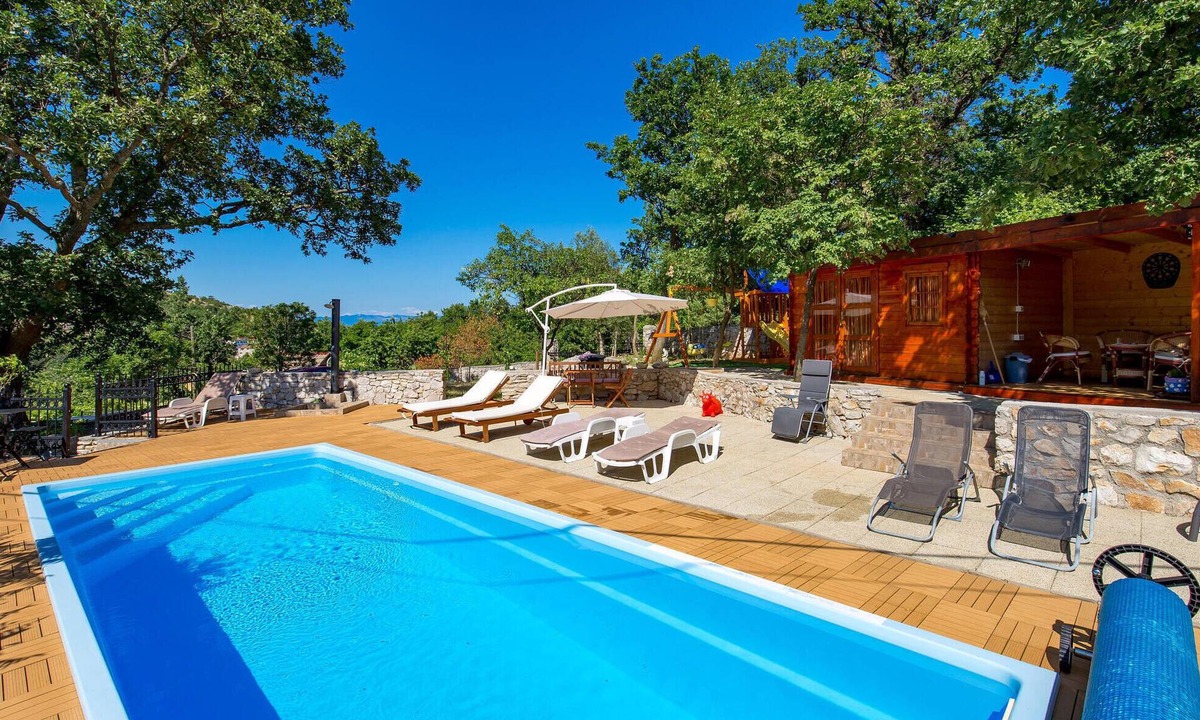 Golovik House | Nice home in Moscenicka Draga