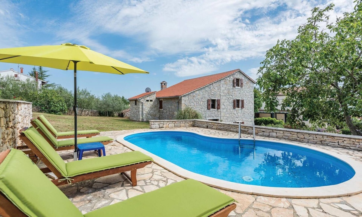 Markovac House | Nice home in Markovac