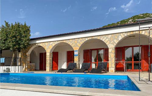 Senj House | Nice Home In Starigrad
