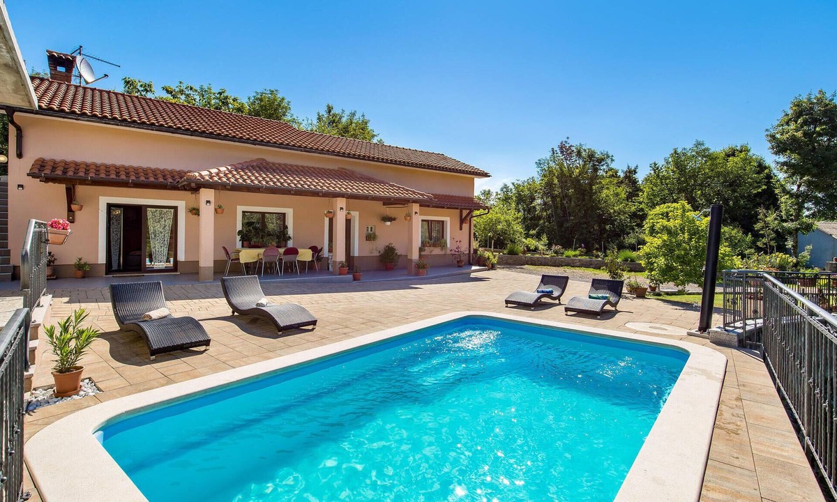 Veli Brgud House | Nice home in Veli Brgud