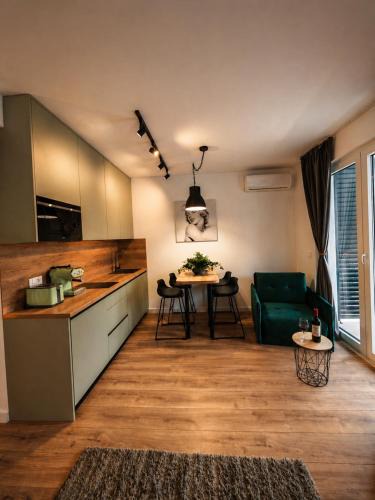 Zupa dubrovacka Apartment | 'Nikol' Charming Cozy Studio, Balcony & free Parking