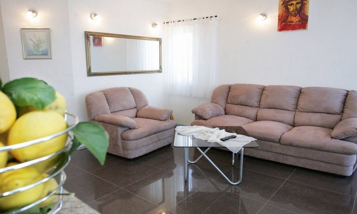 Okrug Gornji Villa | Okrug Gornji Luxurious Escape Villa with Pool - Five Bedroom Villa with Pool