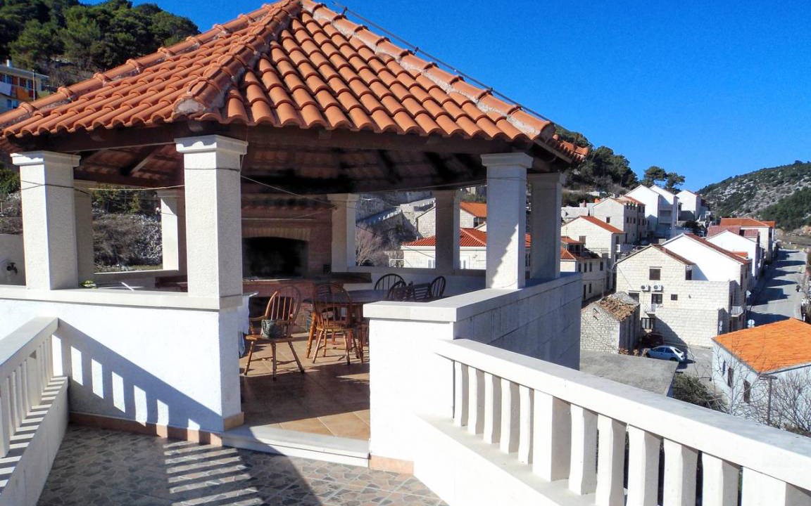 Pucisca Apartment | One bedroom apartment with terrace Pučišća, Brač (A-754-a)