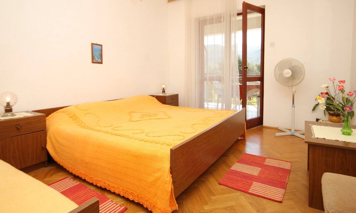 Stari Grad Apartment | One bedroom apartment with terrace Stari Grad, Hvar (A-8686-d)