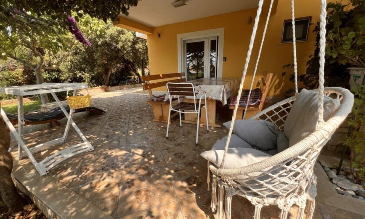 Loviste Apartment | One bedroom apartment with sea view (2)