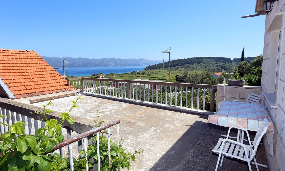 Lumbarda Apartment | One bedroom apartment with terrace and sea view Lumbarda, Korčula (A-4352-b)