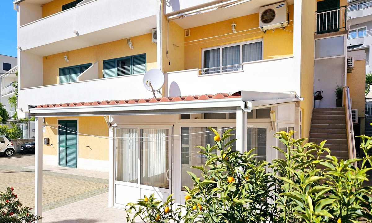Ratac Apartment | One bedroom apartment with balcony Makarska (A-25826-b)