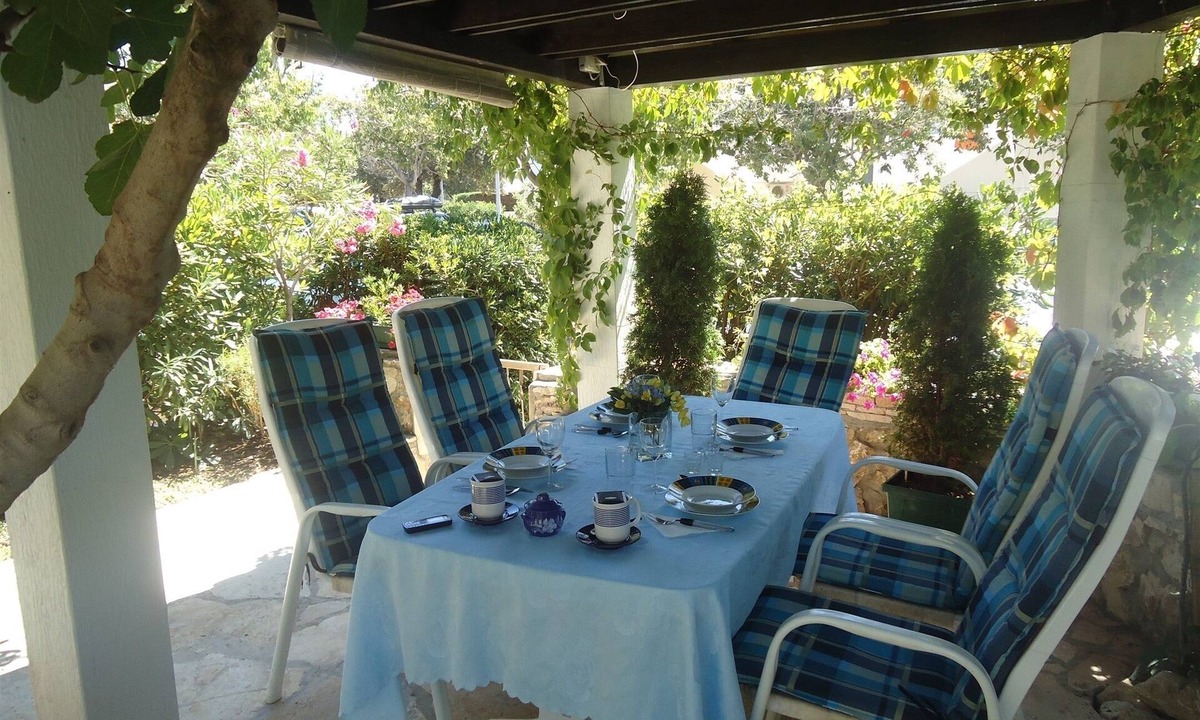 Gajac Apartment | One bedroom apartment with terrace and sea view Gajac, Pag (A-25352-a)