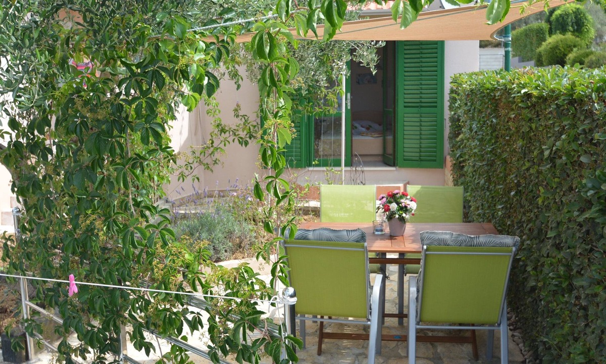 Kozino Apartment | One bedroom apartment with terrace and sea view Kožino, Zadar (A-5893-b)