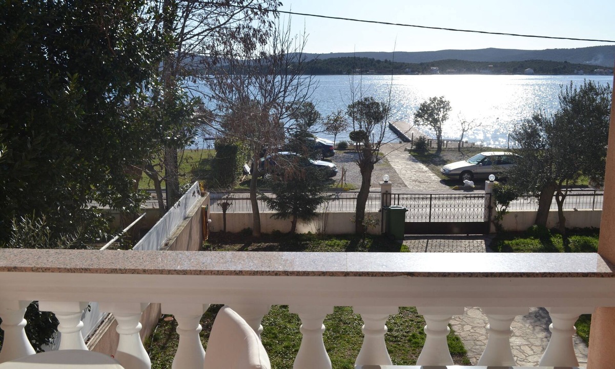Turanj Apartment | One bedroom apartment near beach Turanj, Biograd (A-25849-c)