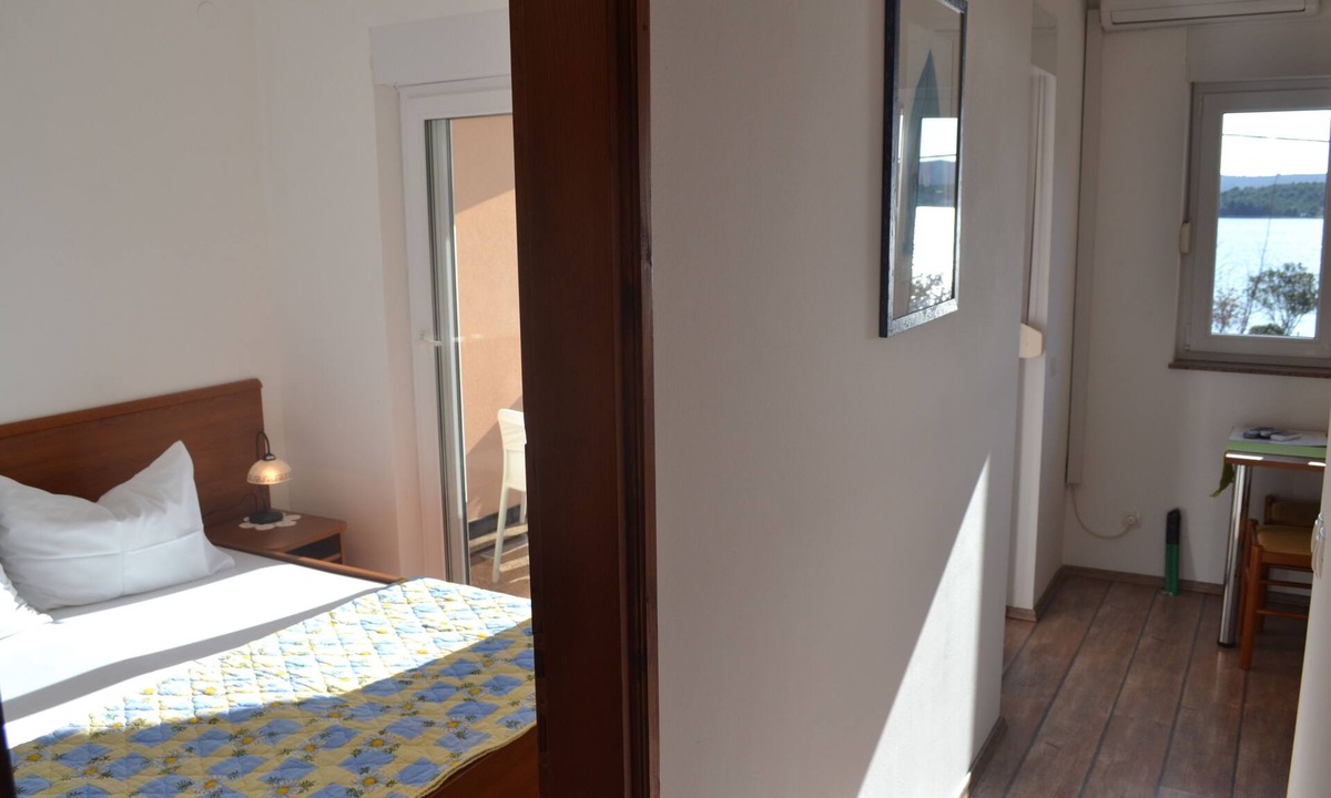 Turanj Apartment | One bedroom apartment near beach Turanj, Biograd (A-25849-g)