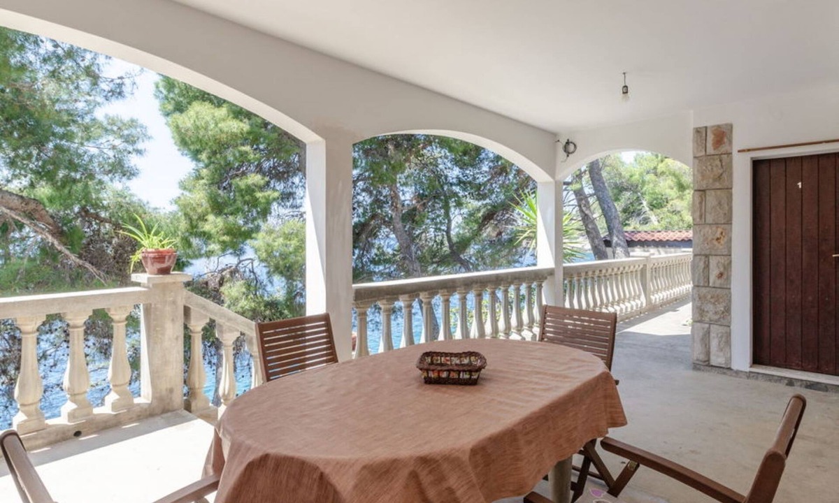Prizba Apartment | One bedroom apartment near beach Prižba, Korčula (A-23708-a)