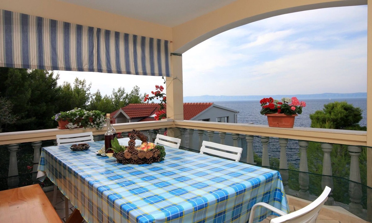 Prigradica Apartment | One bedroom apartment near beach Prigradica, Korčula (A-9141-a)