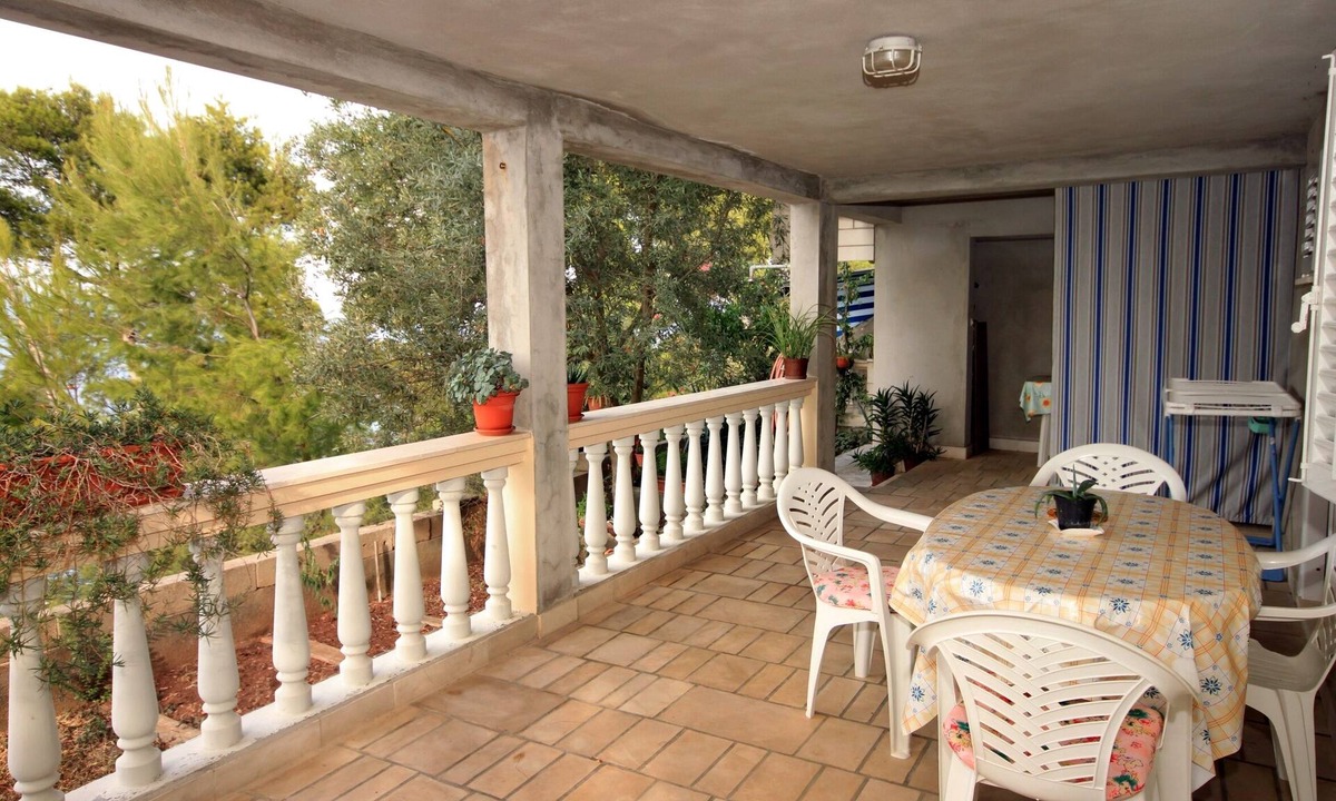 Prigradica Apartment | One bedroom apartment near beach Prigradica, Korčula (A-9141-b)