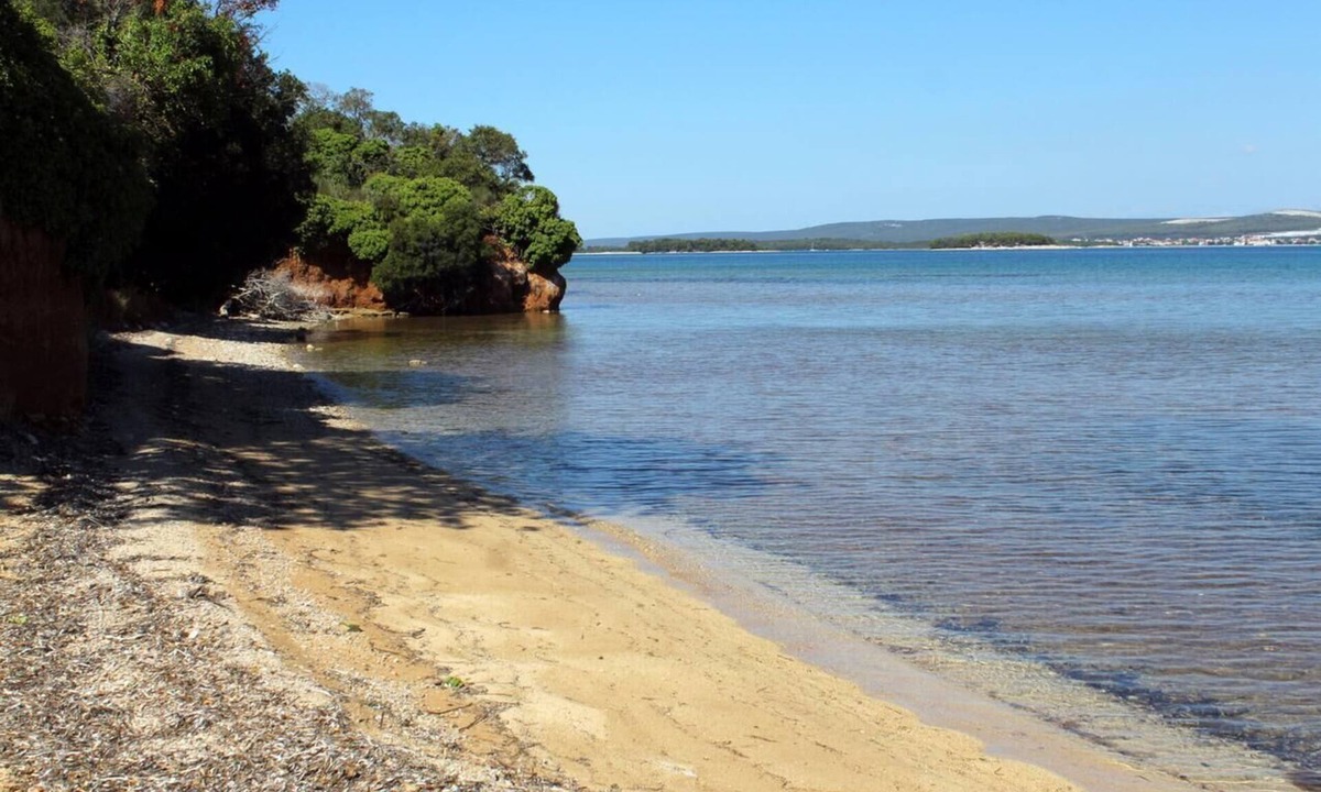 Tkon Apartment | One bedroom apartment near beach Tkon, Pašman (A-21391-a)
