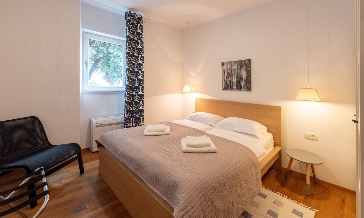 Ika Apartment | One bedroom apartment near beach Ika, Opatija (A-27482-a)