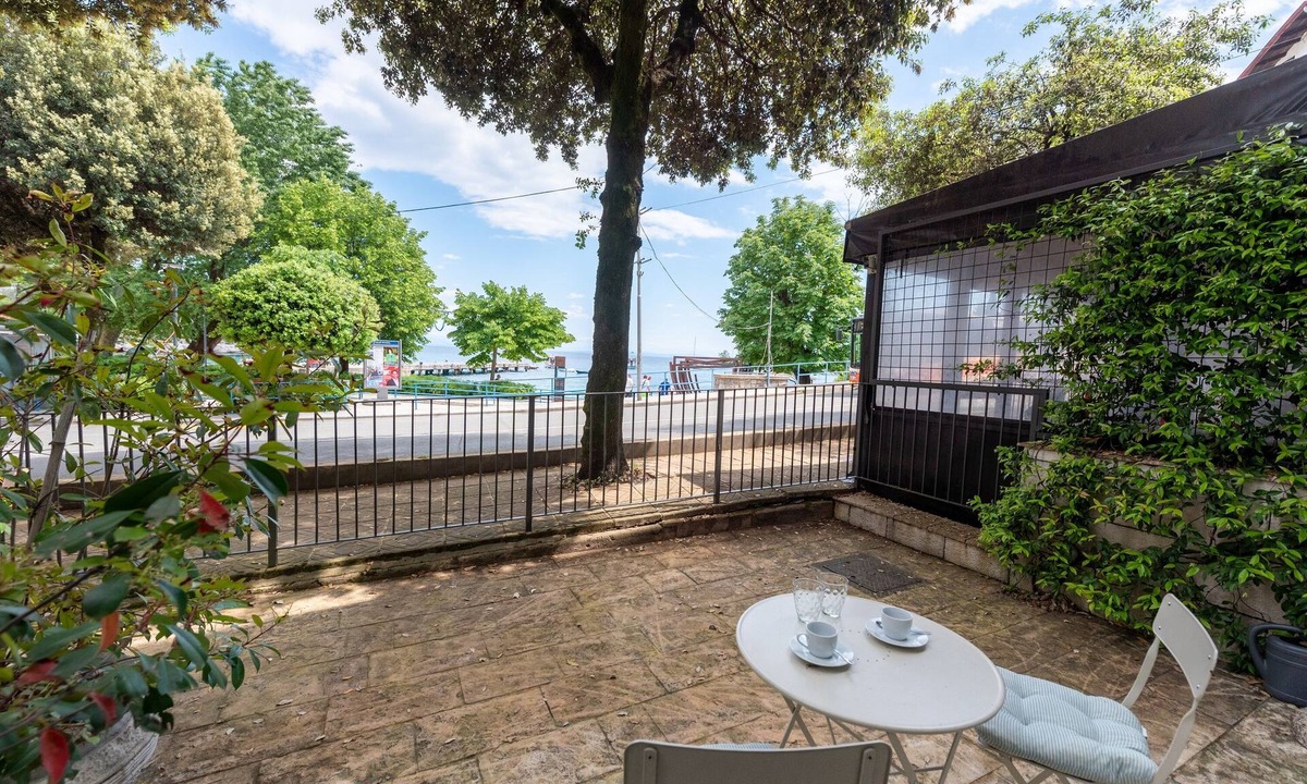 Ika Apartment | One bedroom apartment near beach Ika, Opatija (A-27482-b)