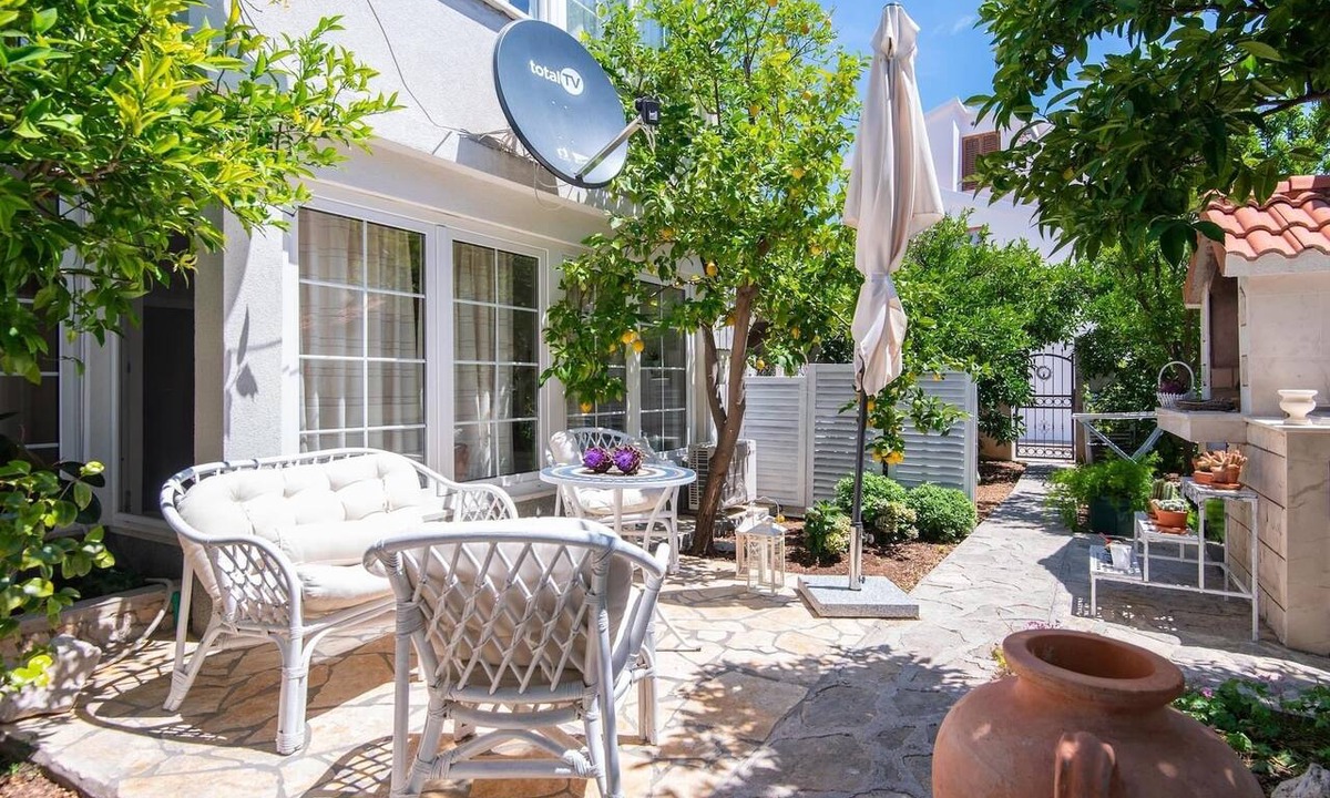 Orebic Apartment | One bedroom apartment with terrace Orebić, Pelješac (A-27600-a)