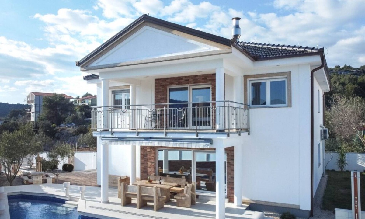 Pomena Apartment | One-Bedroom Apartment with Balcony and Sea View -Relax