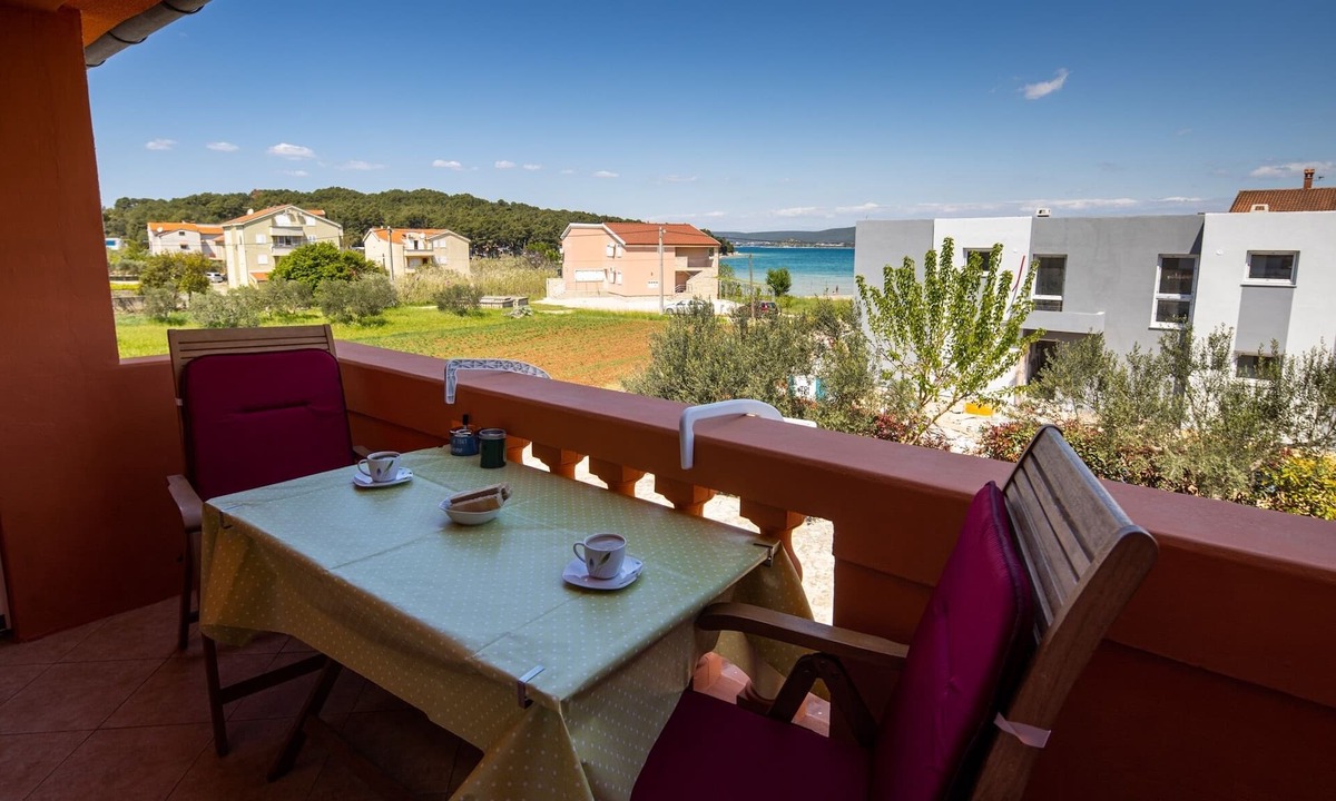 Pasman Apartment | One bedroom apartment with terrace and sea view Pašman (A-8274-b)
